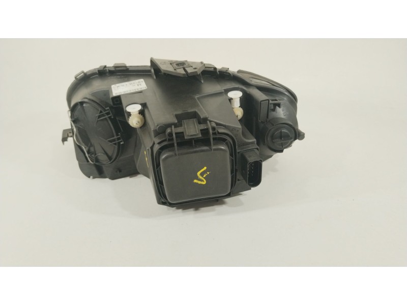 Recambio de faro derecho para audi a3 (8p1) 2.0 tdi referencia OEM IAM 8P0941004K 0301206202 