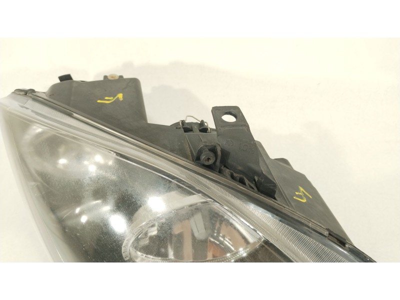 Recambio de faro derecho para seat leon (1p1) 1.9 tdi referencia OEM IAM 5P1941006C 89315801 