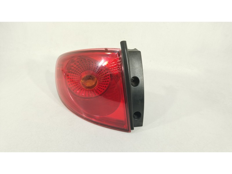 Recambio de piloto trasero izquierdo para seat altea (5p1) 2.0 tdi 16v referencia OEM IAM 5P0945111B 5P0945095E 