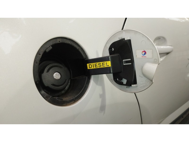 Recambio de tapa exterior combustible para peugeot 3008 i monospace (0u_) 1.6 vti referencia OEM IAM   