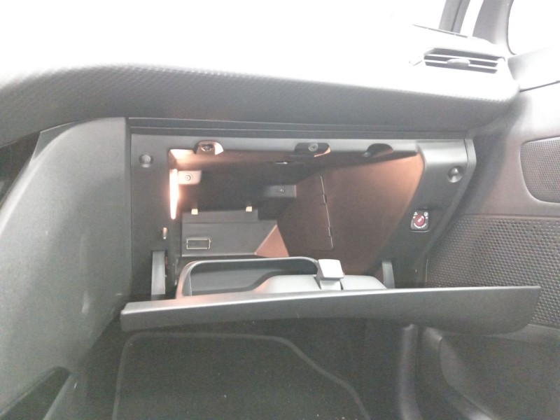 Recambio de guantera para peugeot 2008 i (cu_) 1.6 vti referencia OEM IAM   