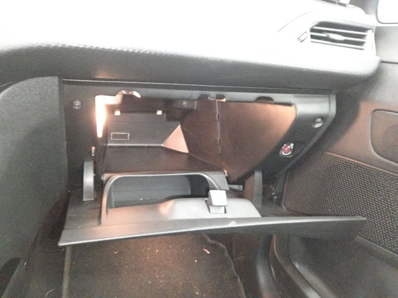 Recambio de guantera para peugeot 2008 i (cu_) 1.6 bluehdi 120 referencia OEM IAM   
