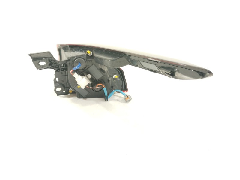 Recambio de piloto trasero izquierdo para nissan qashqai iii (j12) 1.3 dig-t referencia OEM IAM 265556UA0A  