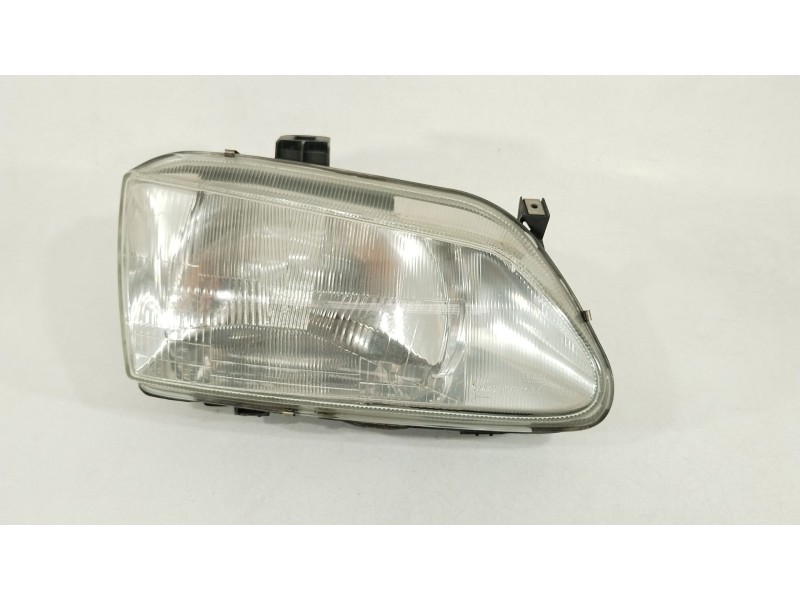 Recambio de faro derecho para renault megane scénic (ja0/1_) 1.9 dti (ja0n) referencia OEM IAM 7701040683  