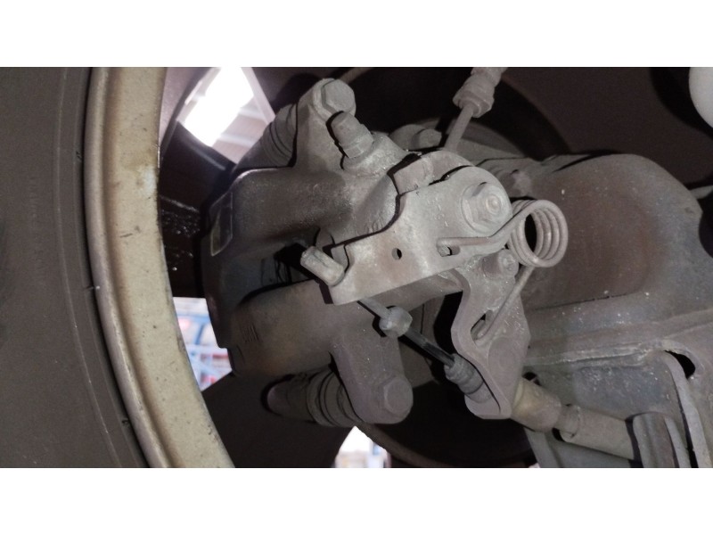 Recambio de pinza freno trasera izquierda para peugeot 2008 i (cu_) 1.6 bluehdi 100 referencia OEM IAM 4400W5  