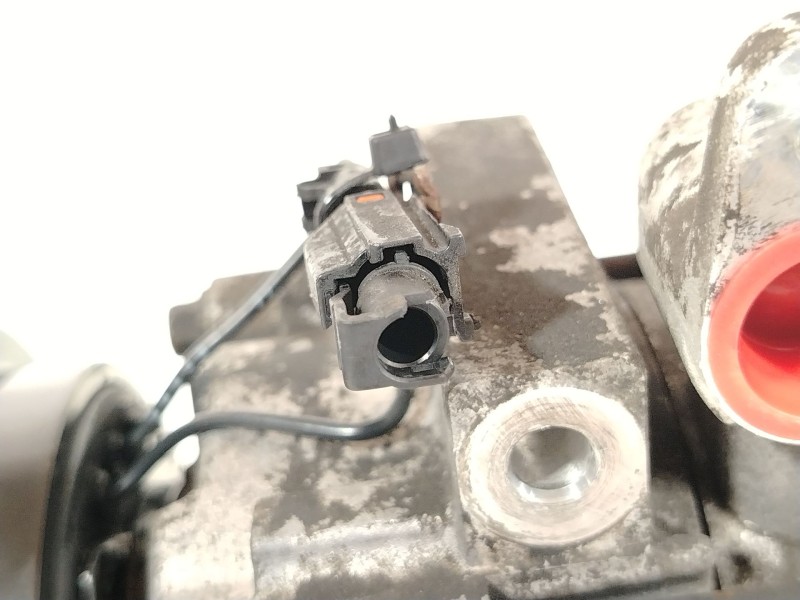 Recambio de compresor aire acondicionado para hyundai santa fé i (sm) 2.4 16v referencia OEM IAM 9770126011  
