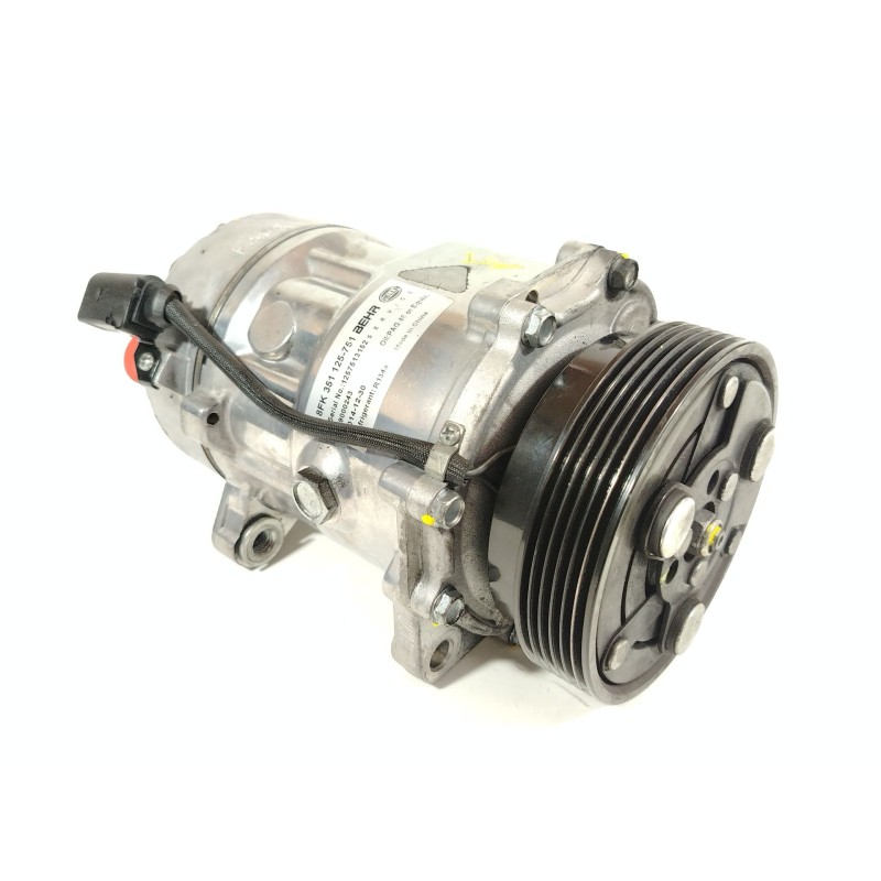 Recambio de compresor aire acondicionado para volkswagen golf iv (1j1) 1.9 tdi referencia OEM IAM 8FK351125 1J0820803L 