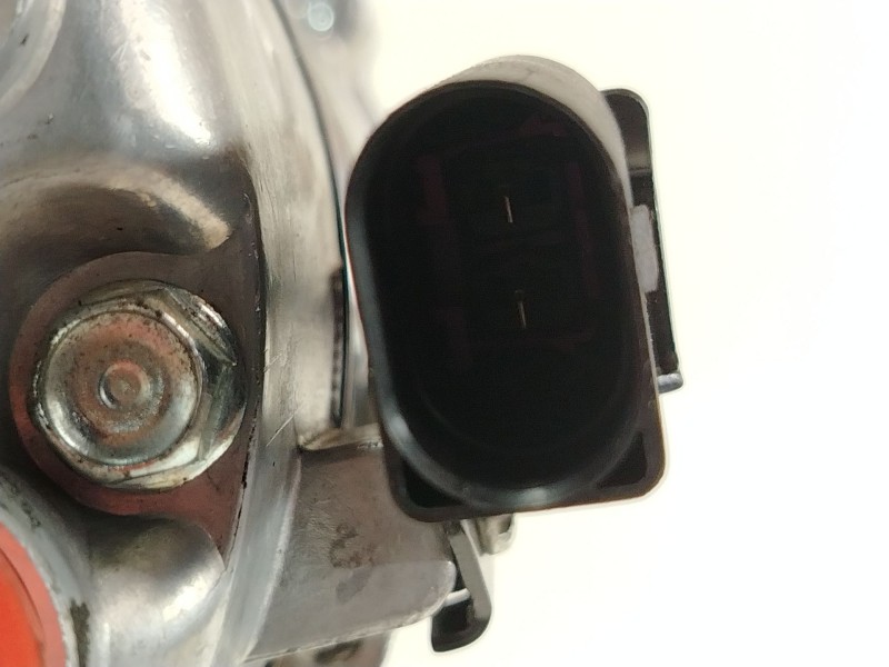 Recambio de compresor aire acondicionado para volkswagen golf iv (1j1) 1.9 tdi referencia OEM IAM 8FK351125 1J0820803L 