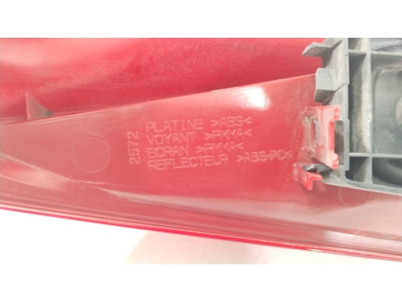 Recambio de piloto trasero derecho para citroën c3 i (fc_, fn_) 1.4 hdi referencia OEM IAM 6351X5  