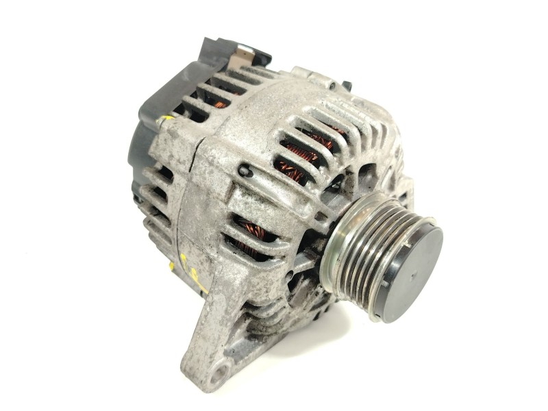 Recambio de alternador para hyundai i30 (fd) 1.6 crdi referencia OEM IAM 373002A110  2655475