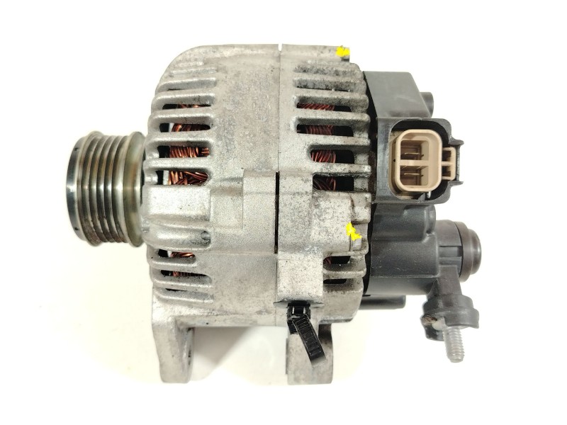 Recambio de alternador para hyundai i30 (fd) 1.6 crdi referencia OEM IAM 373002A110  2655475