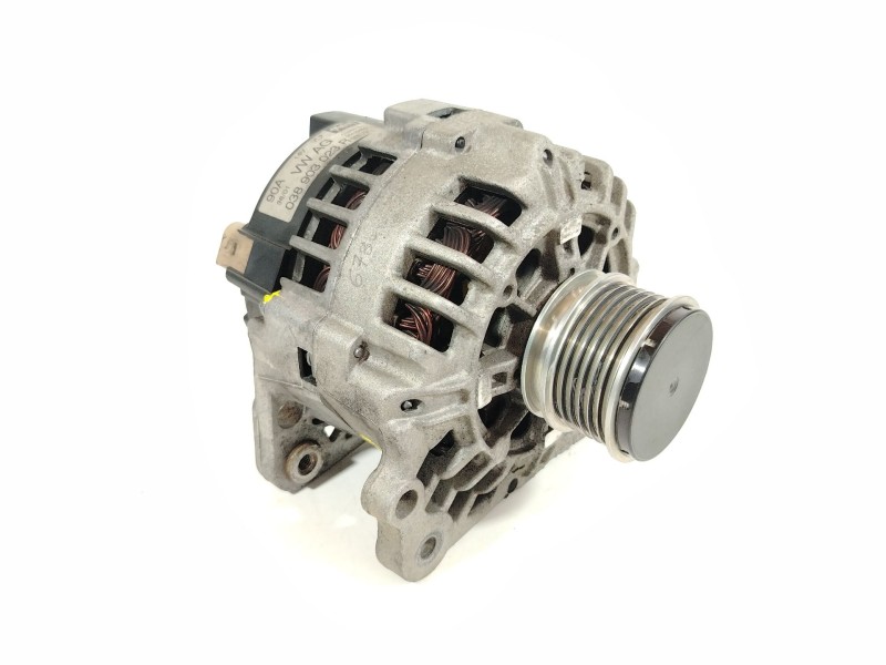 Recambio de alternador para volkswagen golf iv (1j1) 1.9 tdi referencia OEM IAM 038903023R SG9B015 