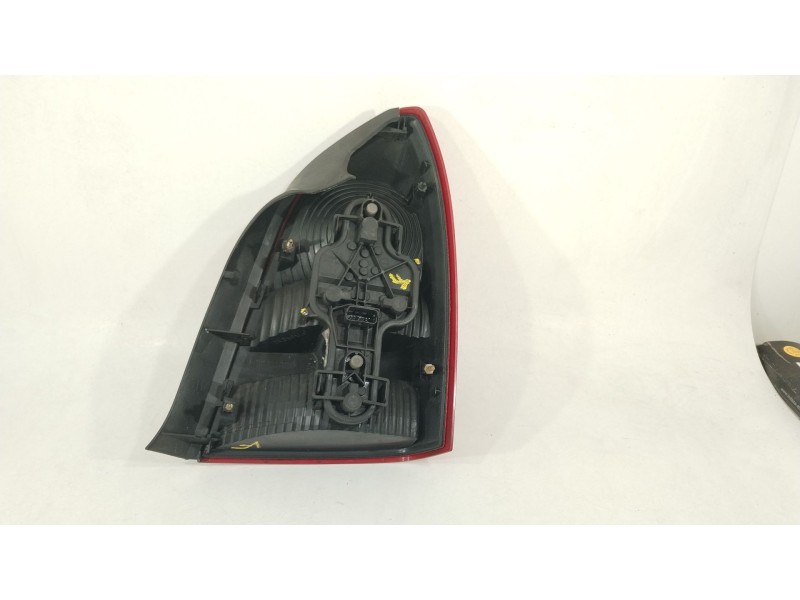 Recambio de piloto trasero izquierdo para nissan primera (p12) 2.2 di referencia OEM IAM 26555AU300  