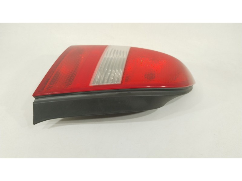 Recambio de piloto trasero izquierdo para nissan primera (p12) 2.2 di referencia OEM IAM 26555AU300  