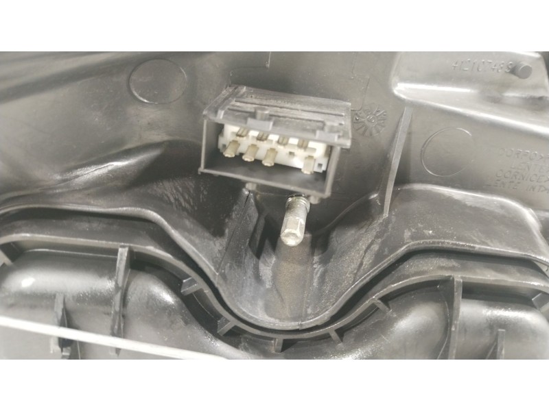 Recambio de faro izquierdo para citroën c3 i (fc_, fn_) 1.4 hdi referencia OEM IAM 620885  