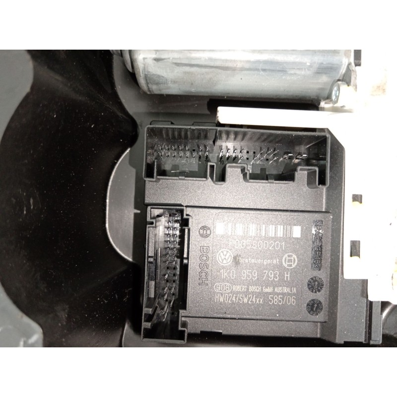 Recambio de elevalunas delantero izquierdo para seat leon (1p1) 2.0 tdi 16v referencia OEM IAM 1P0867435 1P0837401A 1K0959793H