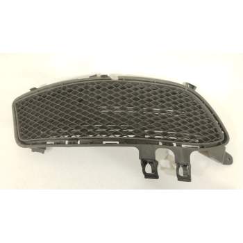 REJILLA PARAGOLPES IZQUIERDA A1768851522 11279981 281150027