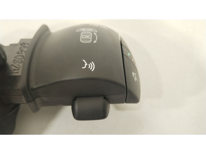 Recambio de mando multifuncion para renault megane iii hatchback (bz0/1_, b3_) 1.5 dci referencia OEM IAM 255520014R  