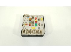 Recambio de caja reles / fusibles para renault megane iii hatchback (bz0/1_, b3_) 1.5 dci referencia OEM IAM 284B60009R USMBD95L