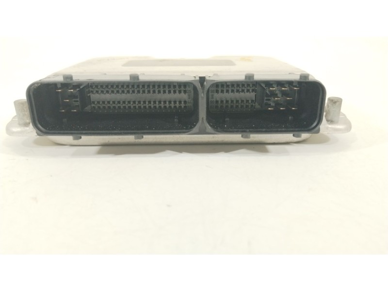 Recambio de centralita motor uce para seat ibiza iii (6l1) 1.9 tdi referencia OEM IAM 038906019NL 0281012276 