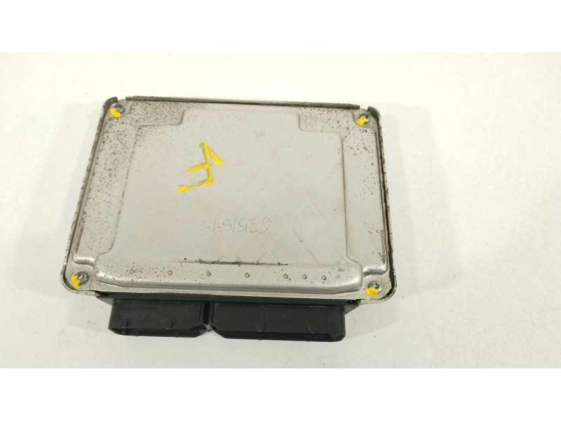 Recambio de centralita motor uce para seat ibiza iii (6l1) 1.9 tdi referencia OEM IAM 038906019NL 0281012276 