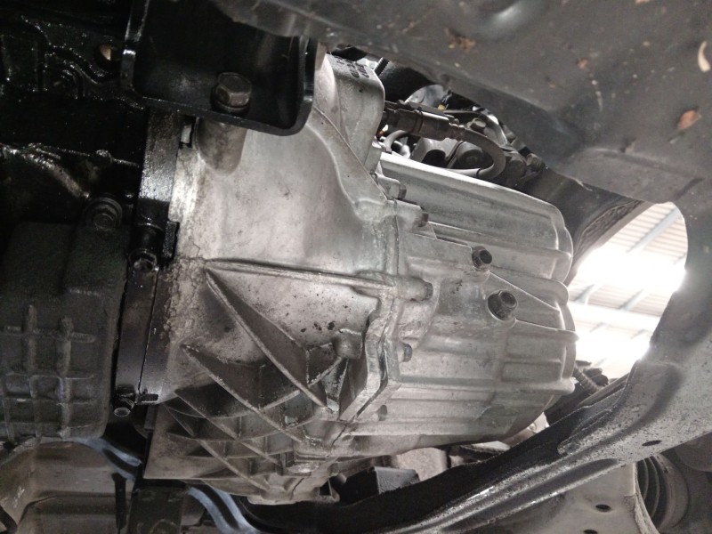 Recambio de caja cambios para hyundai tucson (jm) 2.0 crdi referencia OEM IAM S615JE M5GF2 DDC2WD
