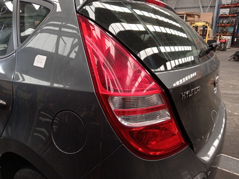 Recambio de piloto trasero izquierdo para hyundai i30 (fd) 1.4 referencia OEM IAM   