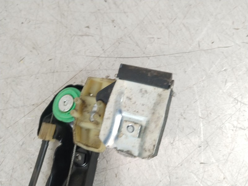 Recambio de elevalunas delantero izquierdo para seat leon (1p1) 1.9 tdi referencia OEM IAM 1P0837401H 1T0959701K 1K0959793N