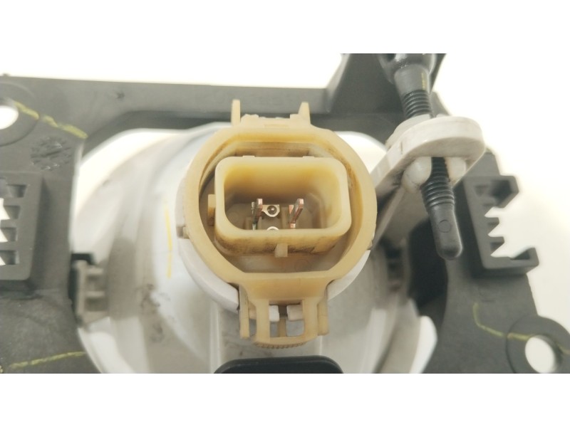 Recambio de faro antiniebla derecho para peugeot 2008 i (cu_) 1.6 bluehdi 100 referencia OEM IAM 9675450980 A046192 