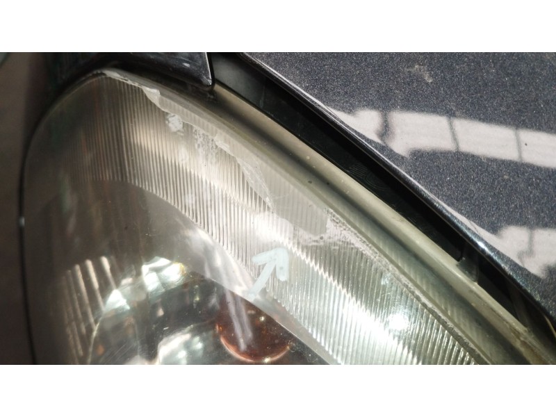 Recambio de faro derecho para lancia ypsilon (843_) 1.2 (843.axb1a) referencia OEM IAM 51702679  