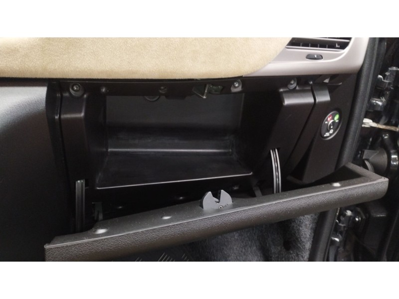 Recambio de guantera para lancia ypsilon (843_) 1.2 (843.axb1a) referencia OEM IAM 735340047  