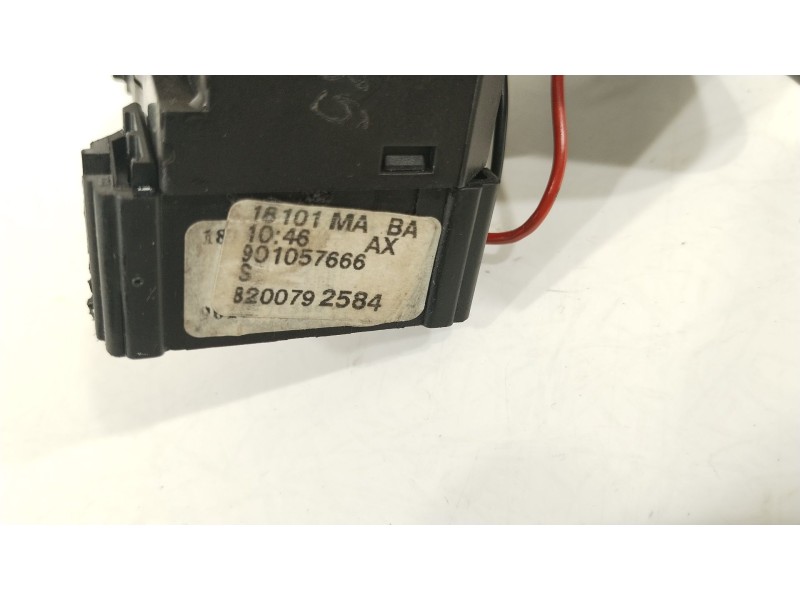 Recambio de mando luces para dacia duster (hs_) 1.5 dci (hsaj) referencia OEM IAM 8200792584 901057666 