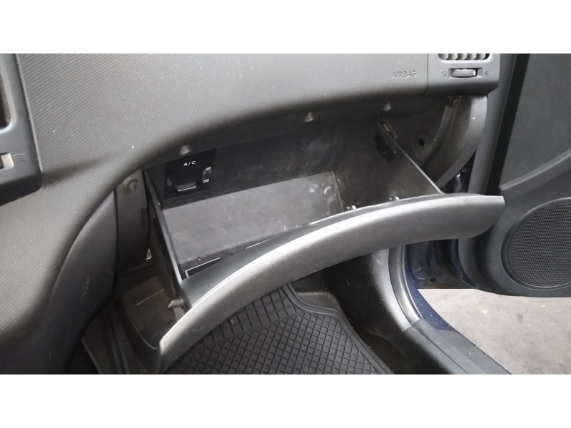 Recambio de guantera para hyundai i30 classic referencia OEM IAM   