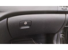 Recambio de guantera para hyundai i30 station wagon (fd) 1.6 crdi referencia OEM IAM   