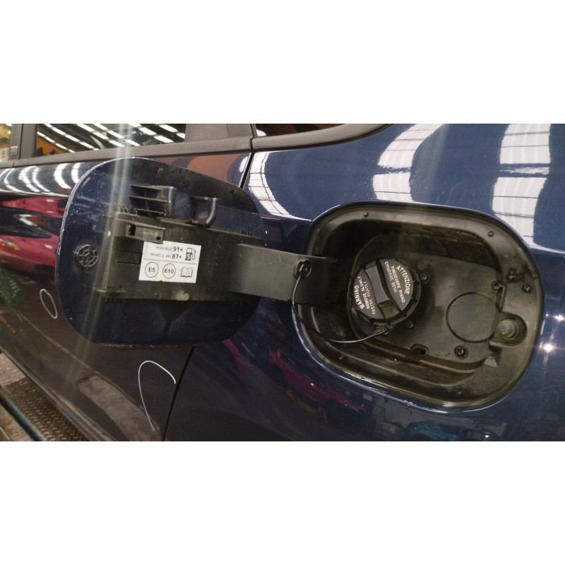 Recambio de tapa exterior combustible para hyundai i30 (pde, pd, pden) 1.0 t-gdi referencia OEM IAM   