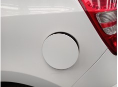 Recambio de tapa exterior combustible para hyundai i30 (fd) 1.6 crdi referencia OEM IAM   