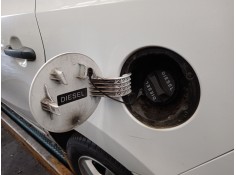 Recambio de tapa exterior combustible para hyundai i30 (fd) 1.6 crdi referencia OEM IAM    2