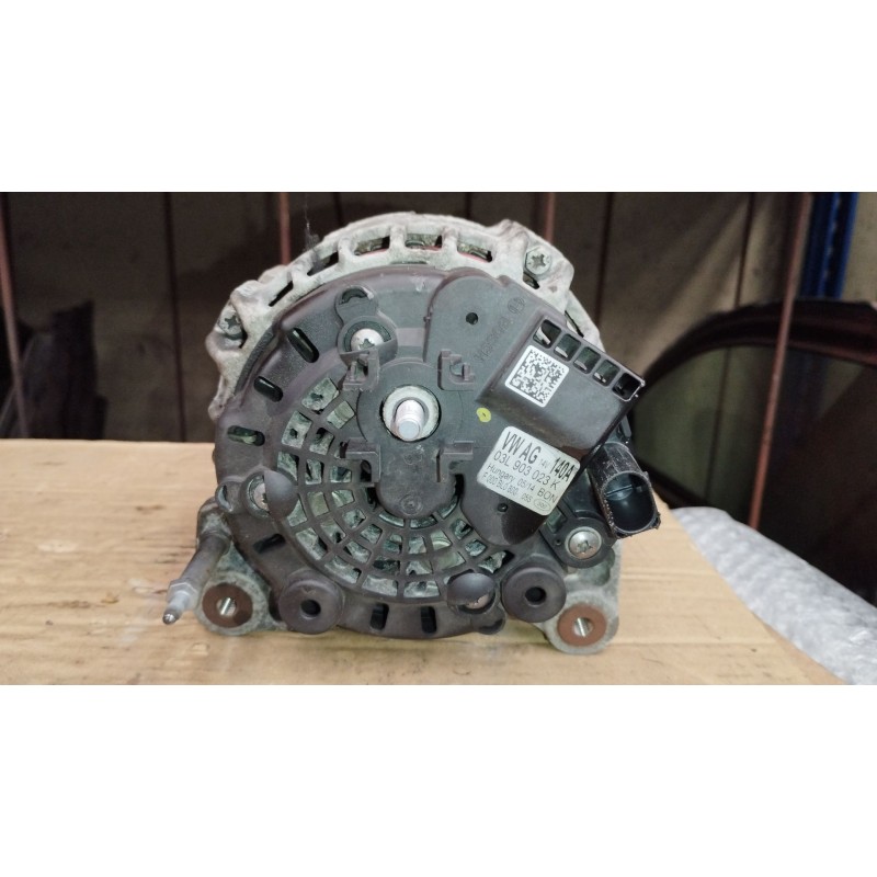 Recambio de alternador para audi a3 sportback (8va, 8vf) 2.0 tdi referencia OEM IAM 03L903023K F000BL0800 