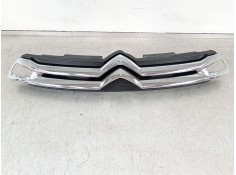 Recambio de rejilla delantera para citroën c4 aircross 1.6 hdi 115 referencia OEM IAM 1608546780 7450A811 