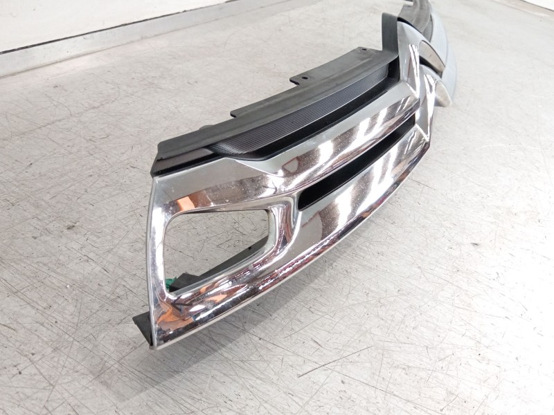 Recambio de rejilla delantera para citroën c4 aircross 1.6 hdi 115 referencia OEM IAM 1608546780 7450A811 
