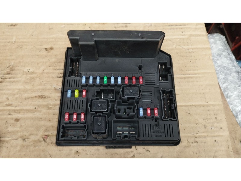 Recambio de caja reles / fusibles para nissan qashqai i (j10, nj10) 2.0 referencia OEM IAM 284B7JD00B  