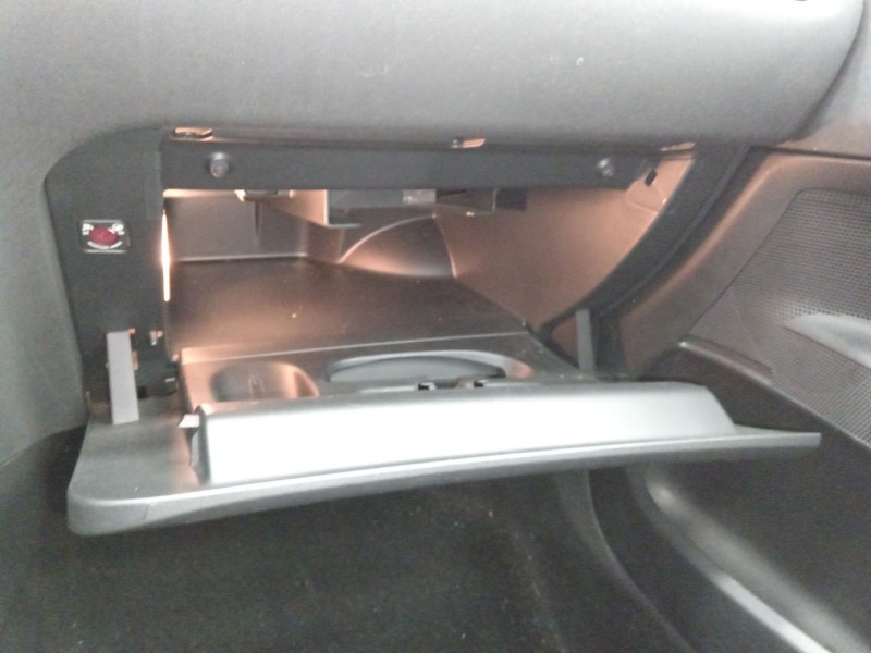 Recambio de guantera para citroën c4 ii (nc_) 1.2 thp 110 referencia OEM IAM   