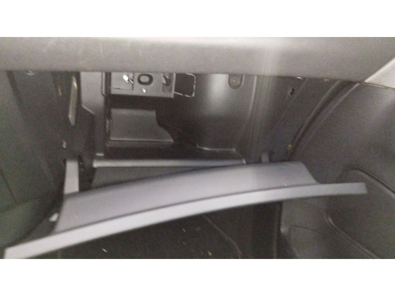 Recambio de guantera para citroën c4 grand picasso ii (da_, de_) 2.0 bluehdi 150 referencia OEM IAM   