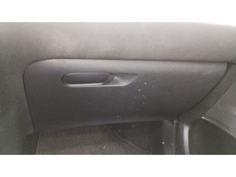Recambio de guantera para citroën c4 ii (nc_) 1.2 thp 130 referencia OEM IAM   