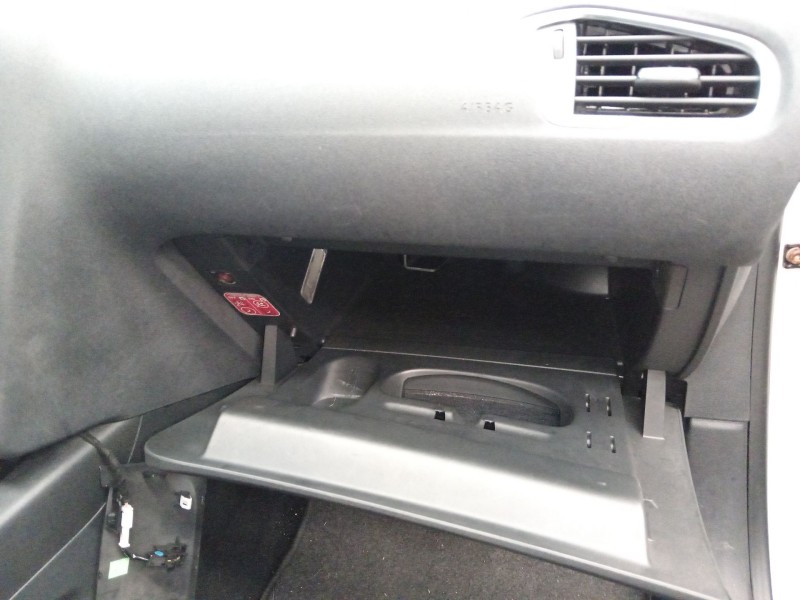 Recambio de guantera para citroën c4 ii (nc_) 2.0 hdi / bluehdi 150 referencia OEM IAM   