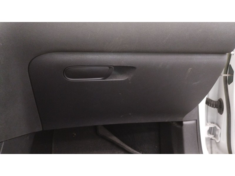 Recambio de guantera para citroën c4 ii (nc_) 1.6 vti 120 referencia OEM IAM   