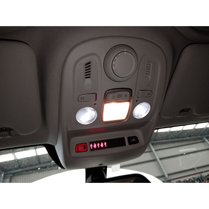 Recambio de luz interior para citroën c4 ii (nc_) 2.0 hdi / bluehdi 150 referencia OEM IAM   