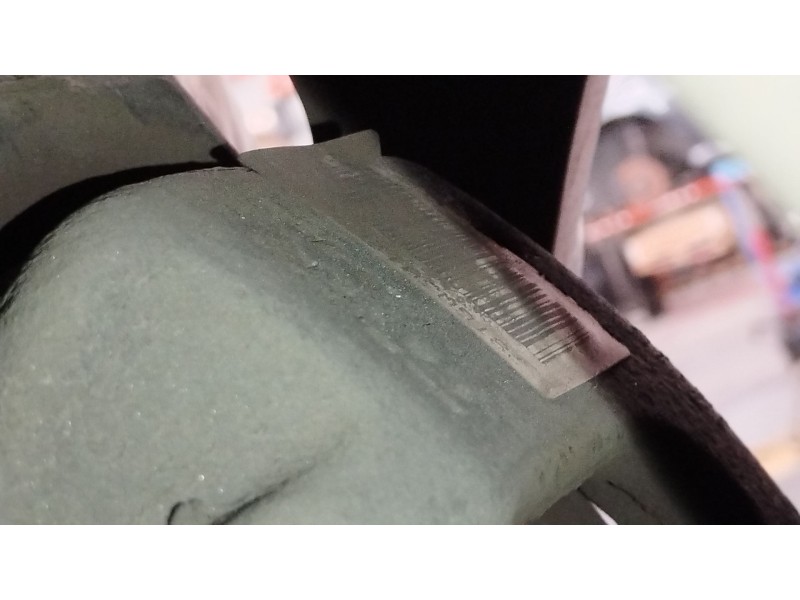 Recambio de pinza freno delantera izquierda para citroën c4 ii (nc_) 1.6 hdi 90 referencia OEM IAM   