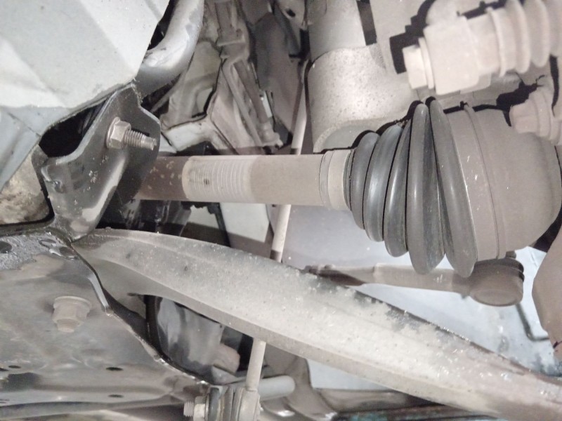 Recambio de transmision delantera izquierda para citroën c4 ii (nc_) 1.4 vti 95 referencia OEM IAM   