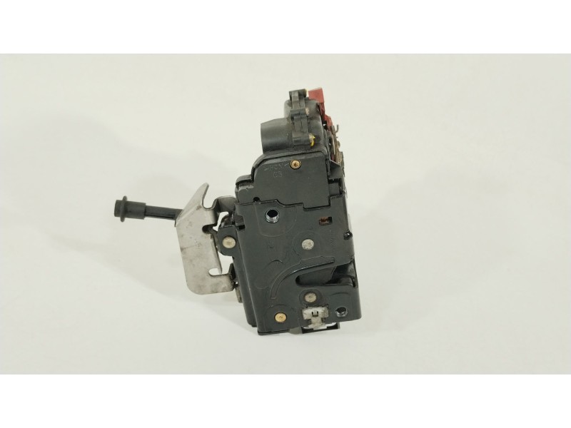 Recambio de cerradura puerta delantera izquierda para audi a3 (8p1) 1.9 tdi referencia OEM IAM 4E1837015  